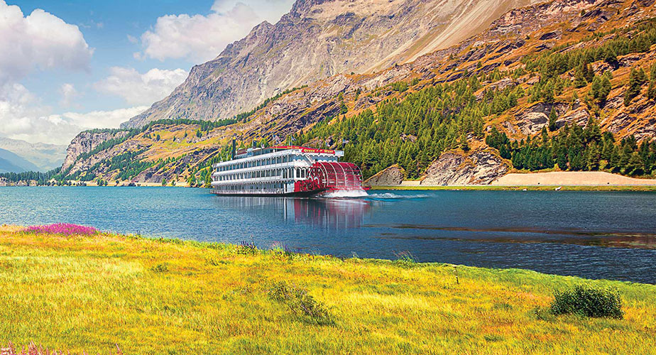 Queen of the West River Cruise Ships