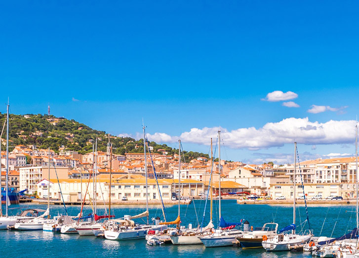 Charming provence : a barge cruise in southern france