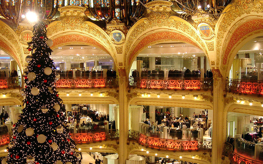 Christmas Wonderland with Paris
